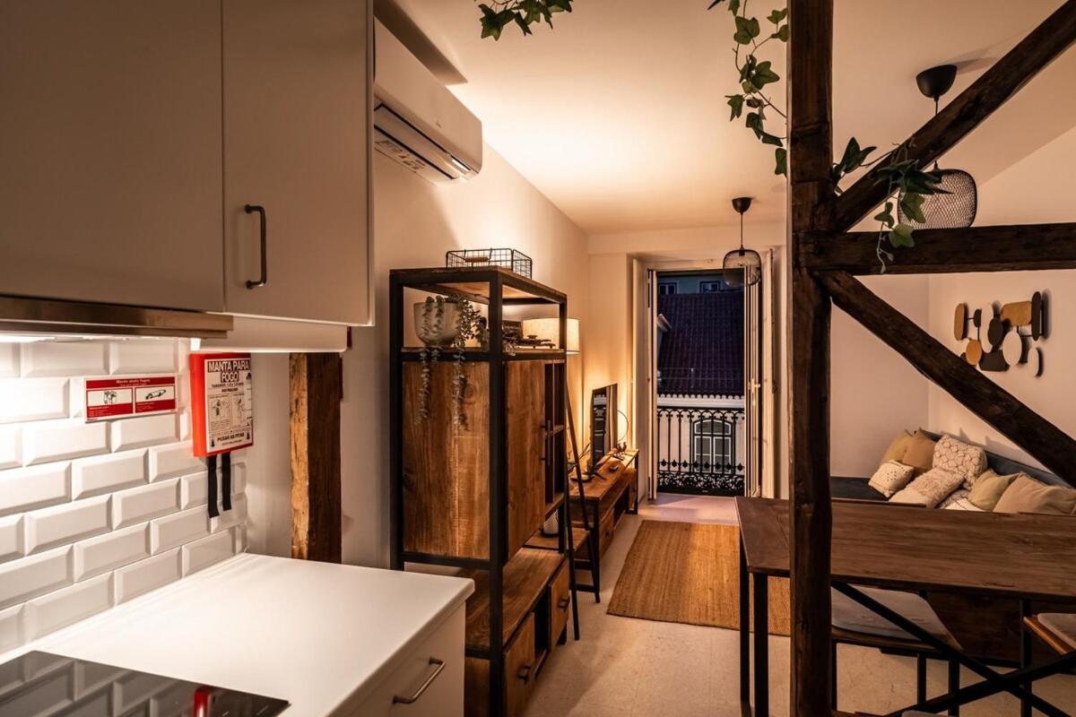 Appartement Lovely 2 Bed In The Heart Of With Ac